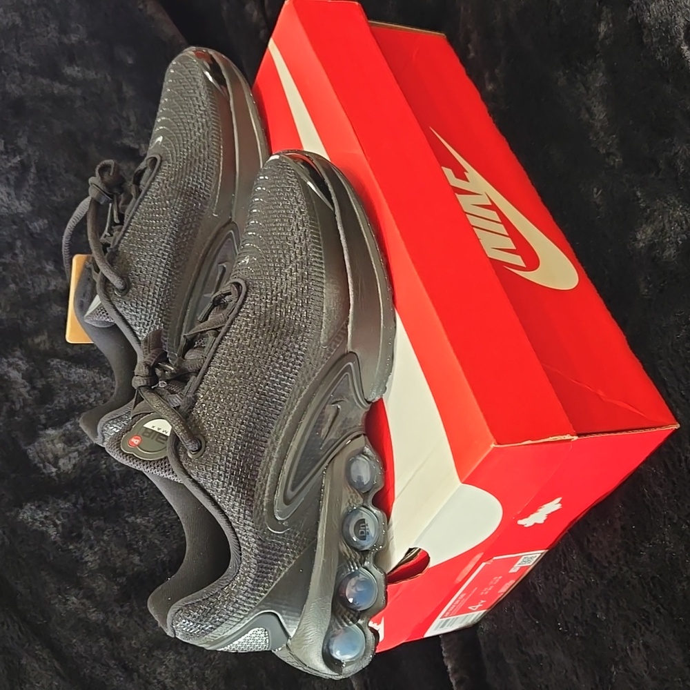 Nike AIR MAX DN